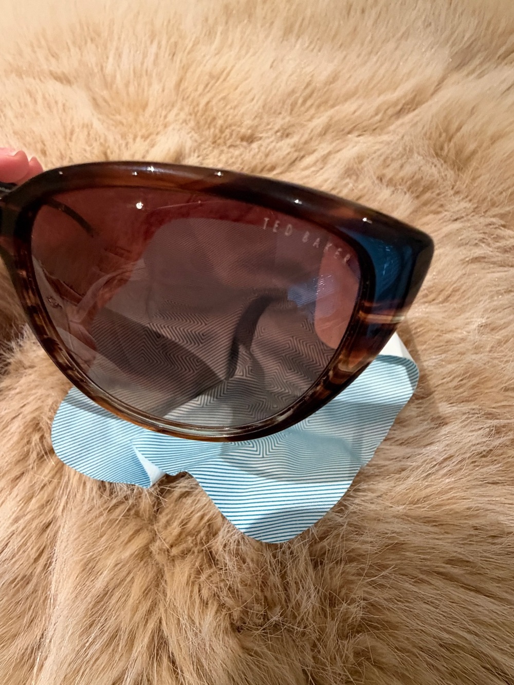Ted baker sunglasses - Picture 6 of 12